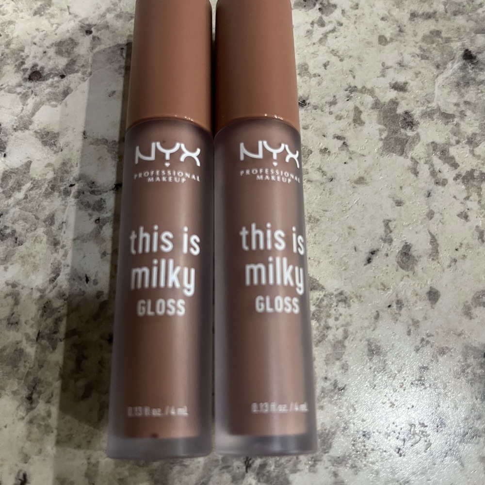 NYX This is Milky Gloss - Brown set
Of 2